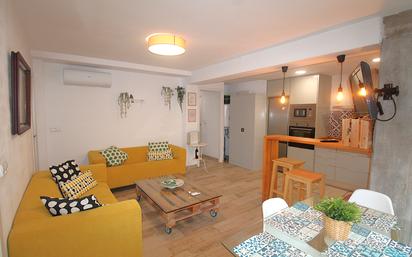 Living room of Flat for sale in  Valencia Capital  with Air Conditioner