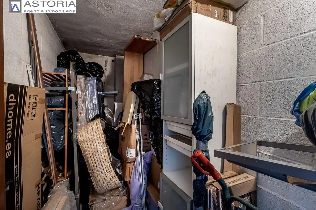 Flat for sale in Granada  with Balcony