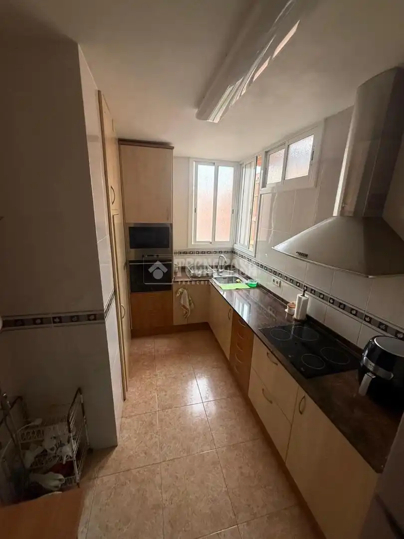 Cocina de Piso en venta en Barcelona con Balcón