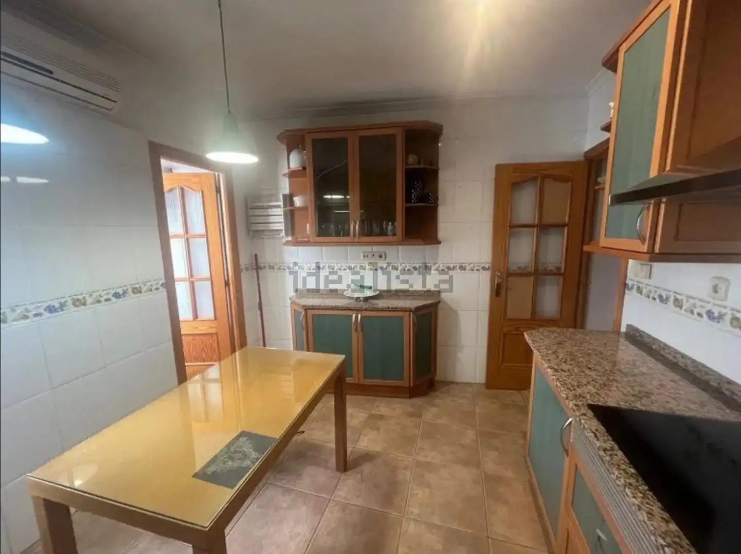 Küche von Dachboden zum Verkauf in Cáceres mit Klimaanlage, Heizung und Terrasse