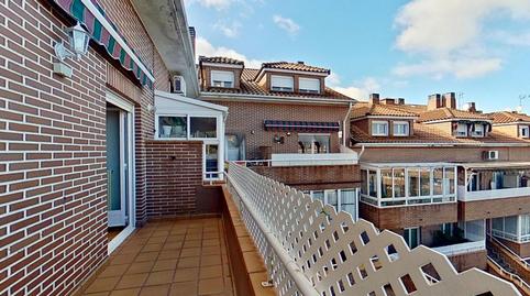 Foto 4 de Dúplex de alquiler en Calle Alondra, Sevilla la Nueva, Madrid