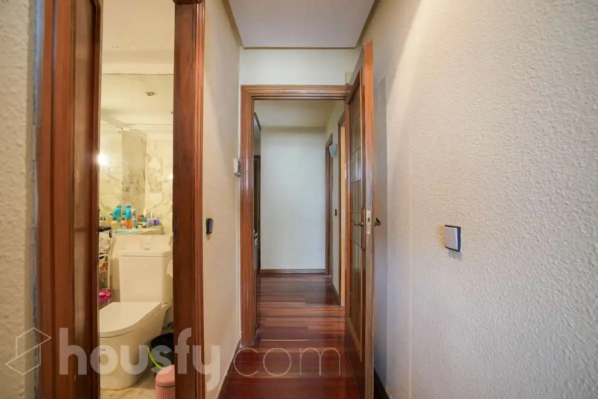 Flat for sale in Calle Santiago Rusiñol, Ciudad Universitaria