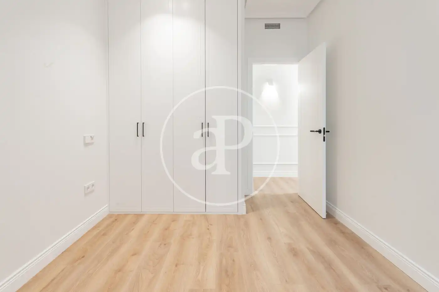 Habitación de Piso en venta en Madrid con Aire acondicionado, Calefacción y Terraza