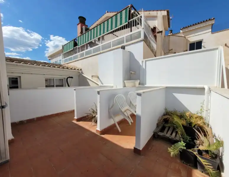 Maisonette zum Verkauf in Calle Enrique de Egas, 12, Suárez