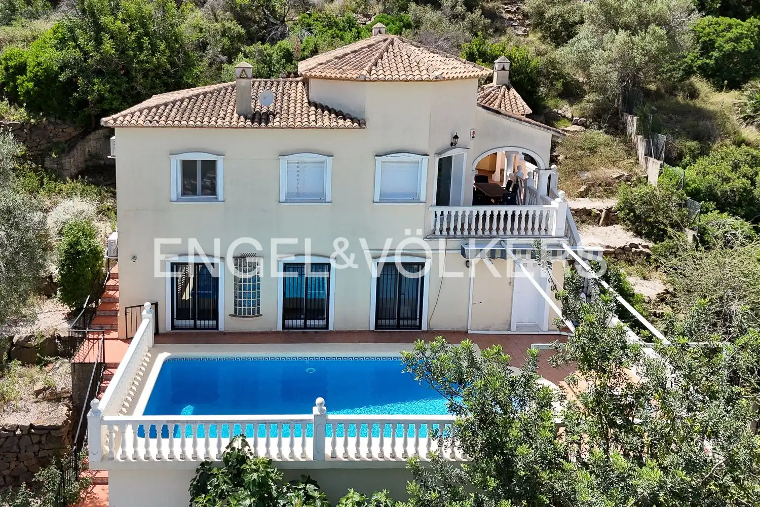 Vista exterior de Casa o xalet en venda en Pedreguer amb Aire condicionat, Calefacció i Jardí privat