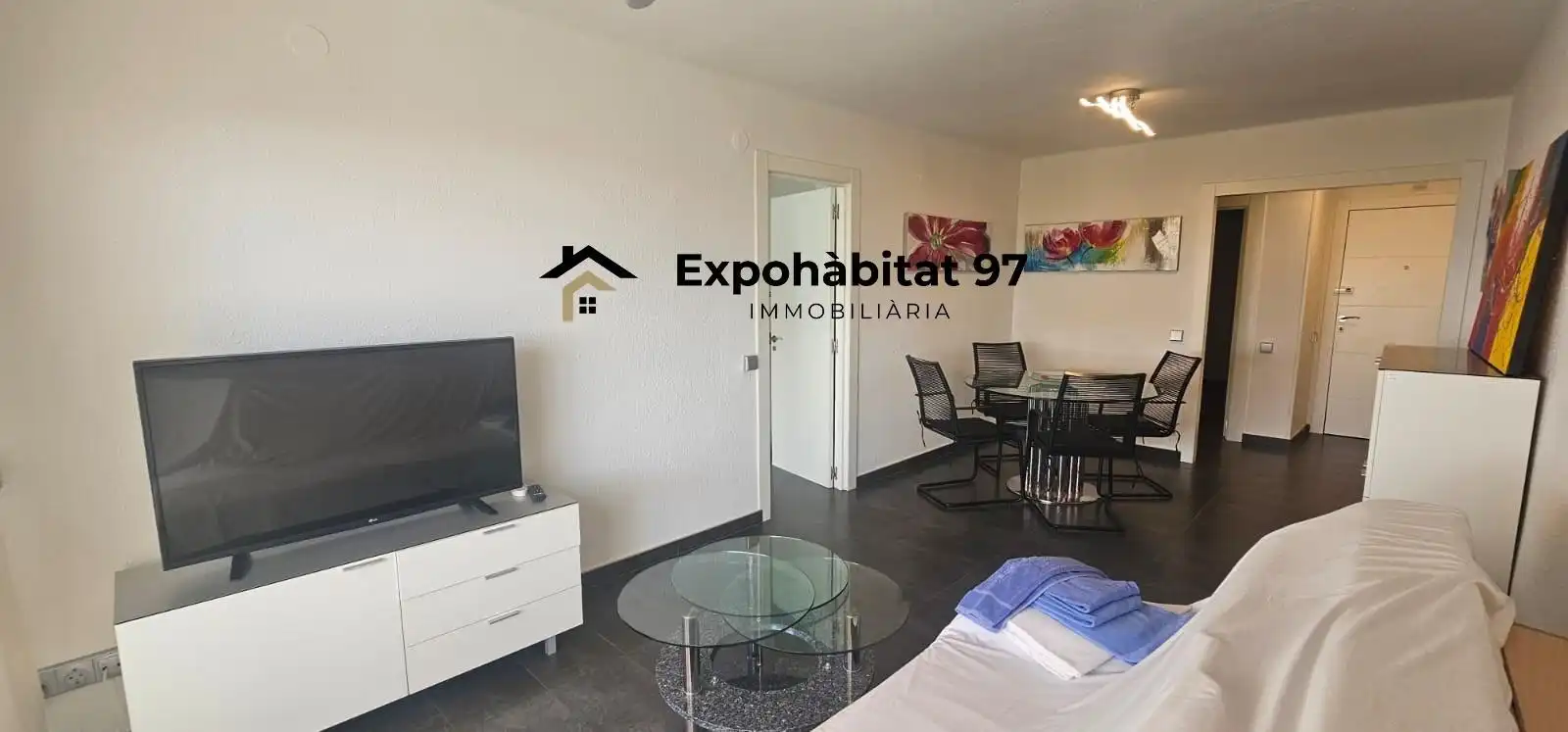 Sala de estar de Apartamento en venta en Mont-roig del Camp con Aire acondicionado y Piscina comunitaria