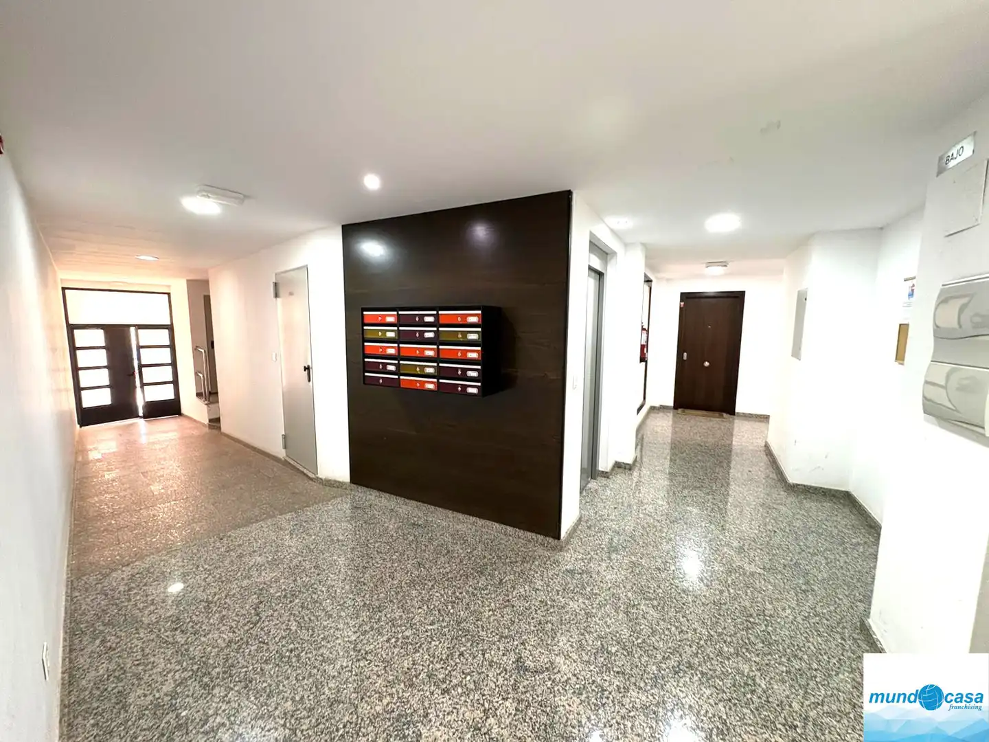 Flat for sale in Pinseque  with Air Conditioner, Heating and Terrace