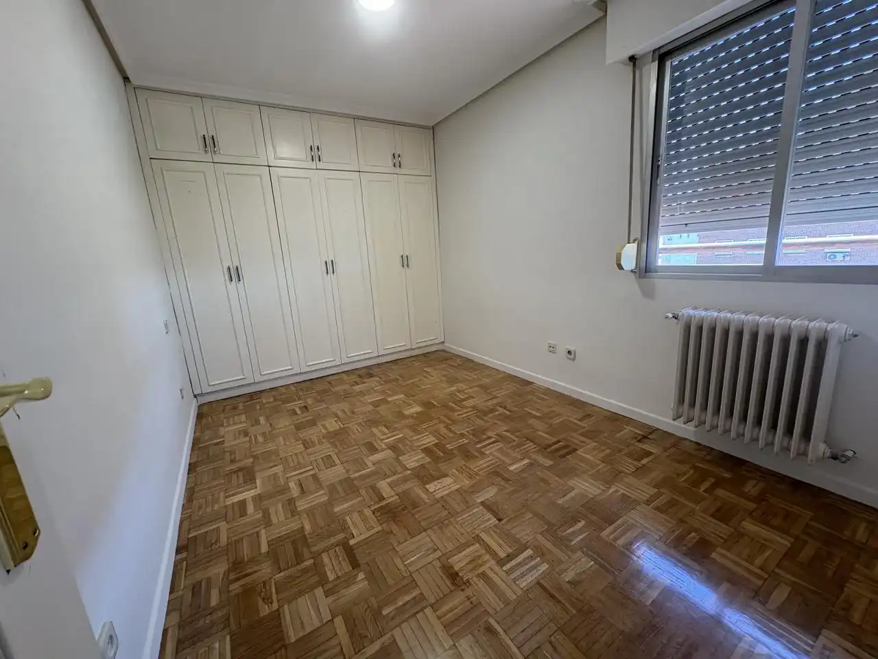 Schlafzimmer von Maisonette zum Verkauf in Madrid mit Heizung und Parkett
