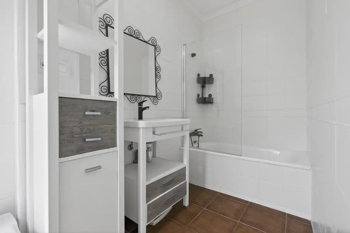 Bathroom of Detached homes for sale in Sevilla  with Air Conditioner, Heating and Terrace