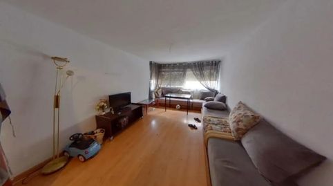 Foto 3 de Piso en venta en Carrer de Lluís Companys, Santa Perpètua de Mogoda, Barcelona