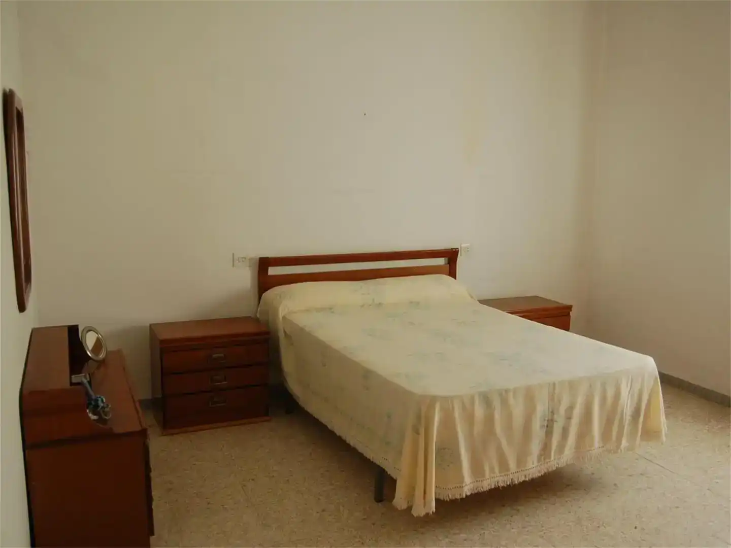 Bedroom of Flat for sale in Cortes y Graena  with Private garden, Storage room and Furnished