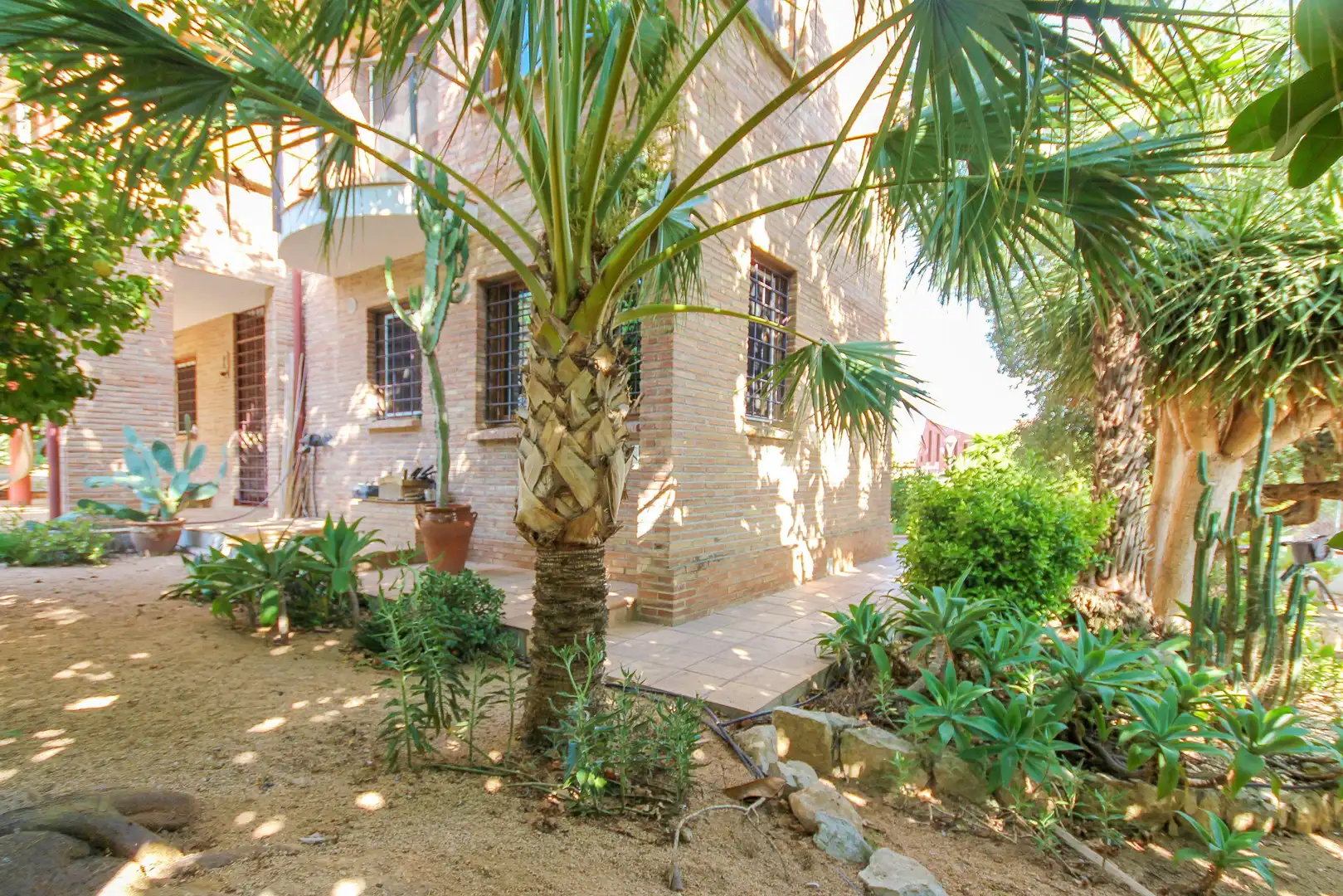Jardí de Casa o xalet en venda en Vilanova i la Geltrú