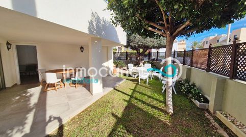Foto 3 de Casa o xalet en venda a Oliva Nova, Oliva