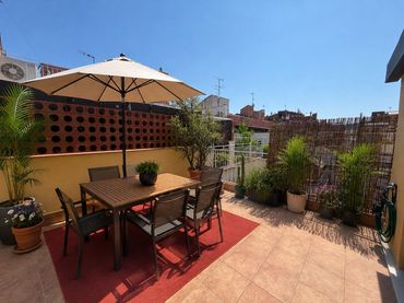 Penthouse mit Aufzug zum Verkauf in Eixample