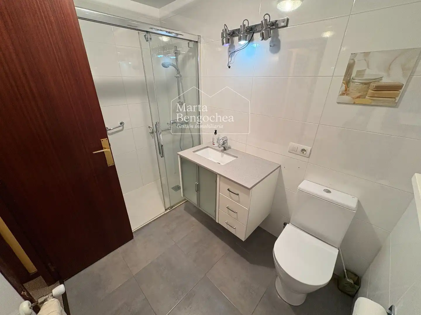 Bathroom of Flat for sale in Vitoria - Gasteiz  with Heating, Terrace and Storage room