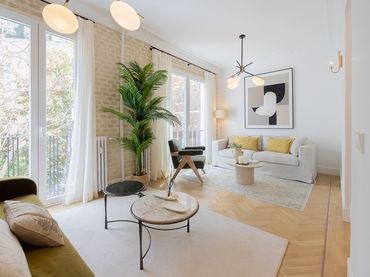 Piso con balcón en venta en Calle de Castelló