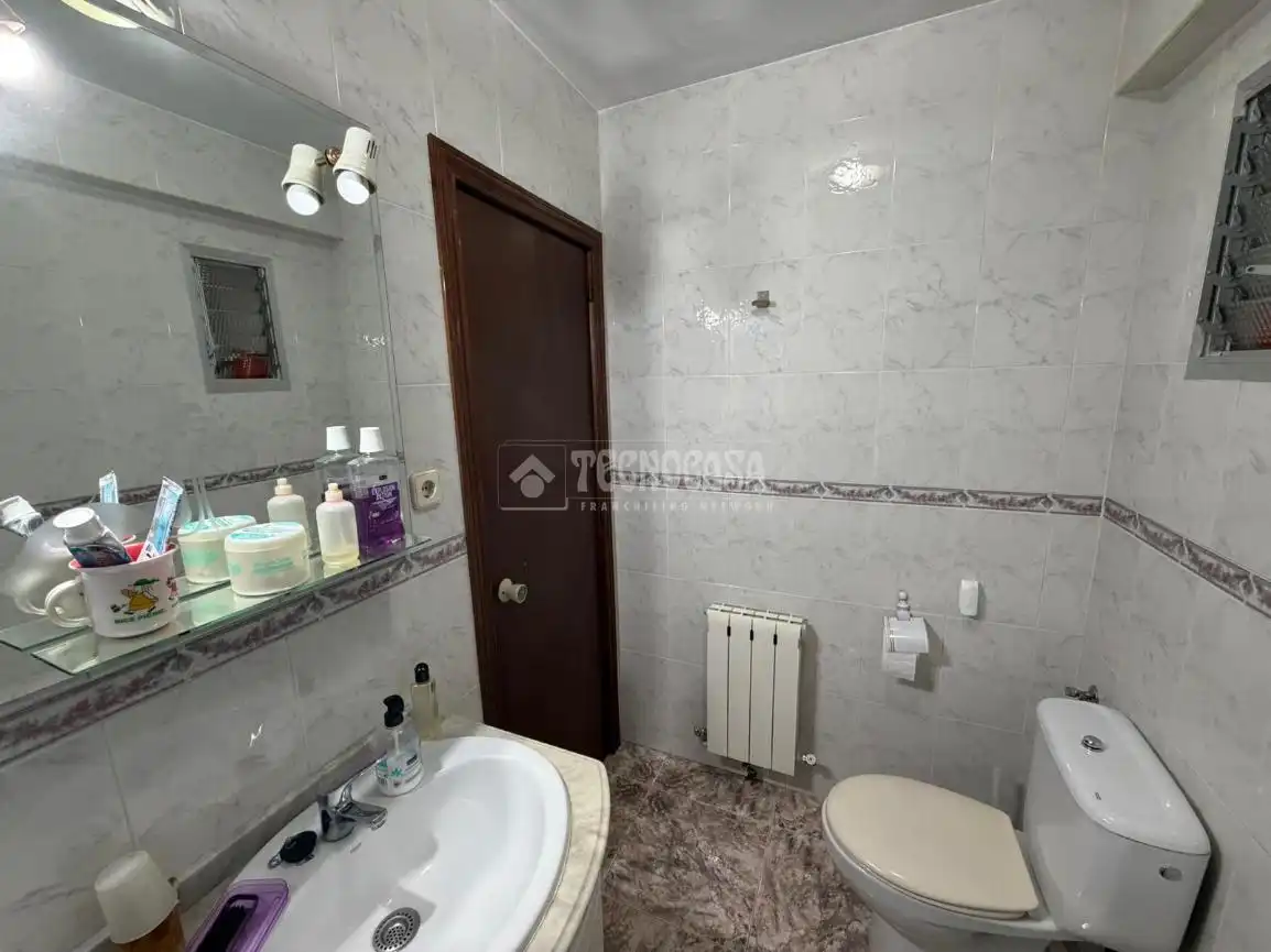Bany de Pis en venda en Alcalá de Henares amb Terrassa