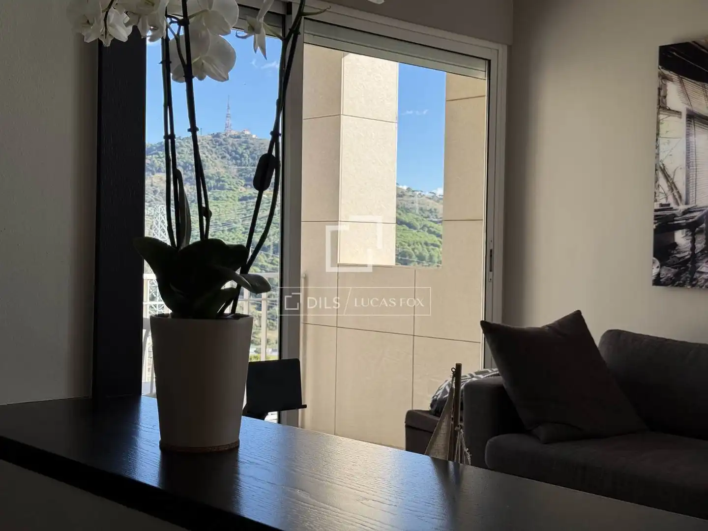 Vista exterior de Casa o xalet en venda en Sant Just Desvern amb Aire condicionat, Calefacció i Jardí privat