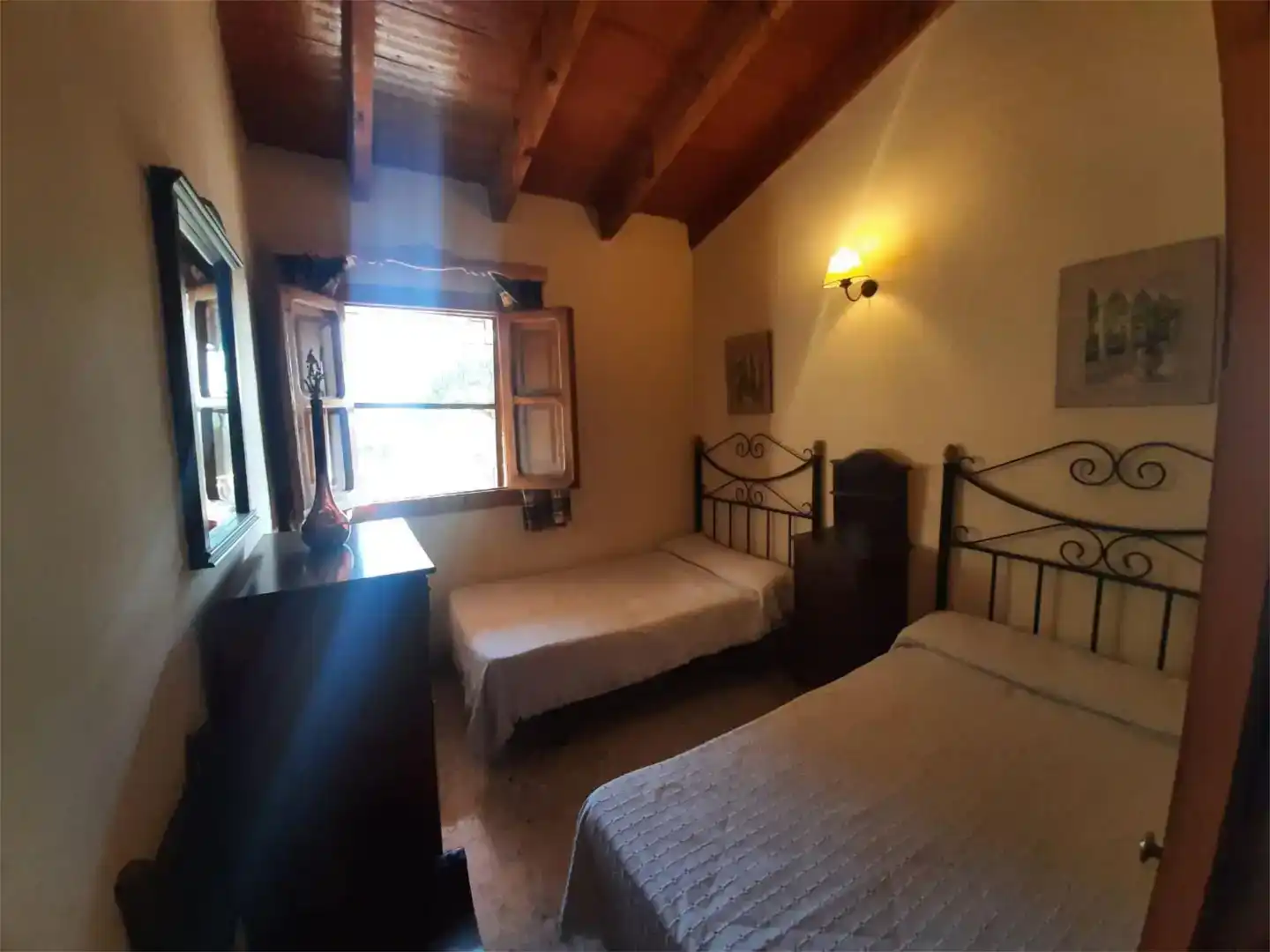 Dormitori de Casa o xalet en venda en Quesada amb Jardí privat, Piscina i Moblat
