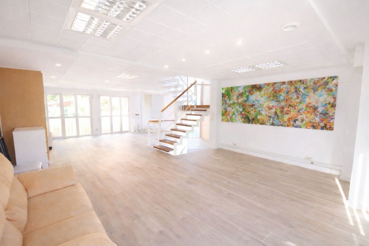 Casa adosada en venda en Donostia - San Sebastián  amb Calefacció, Jardí privat i Terrassa