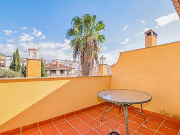 Adosado en venta en Calle Calle Flor