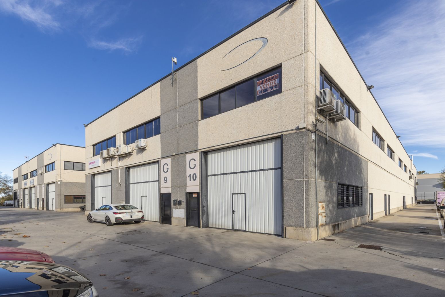 Vista exterior de Nau industrial en venda en Alcalá de Henares