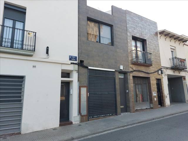 Local comercial en Venta en Barri del Centre