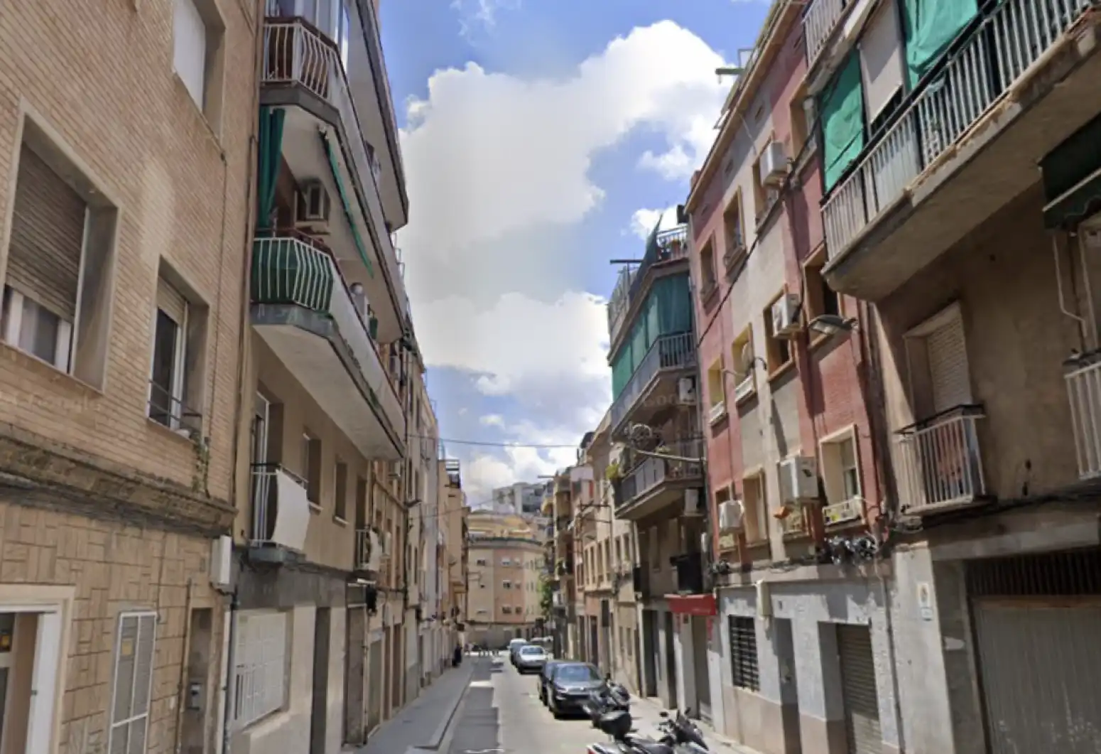 Pis amb terrassa en venda a Nou Barris, imagen 2