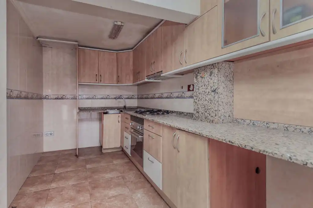 Flat for sale in Av Montsant, Sant Salvador