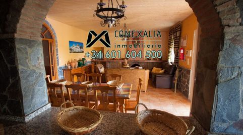Chalet en venta en Navalagrulla, 4 dormitorios., image 3