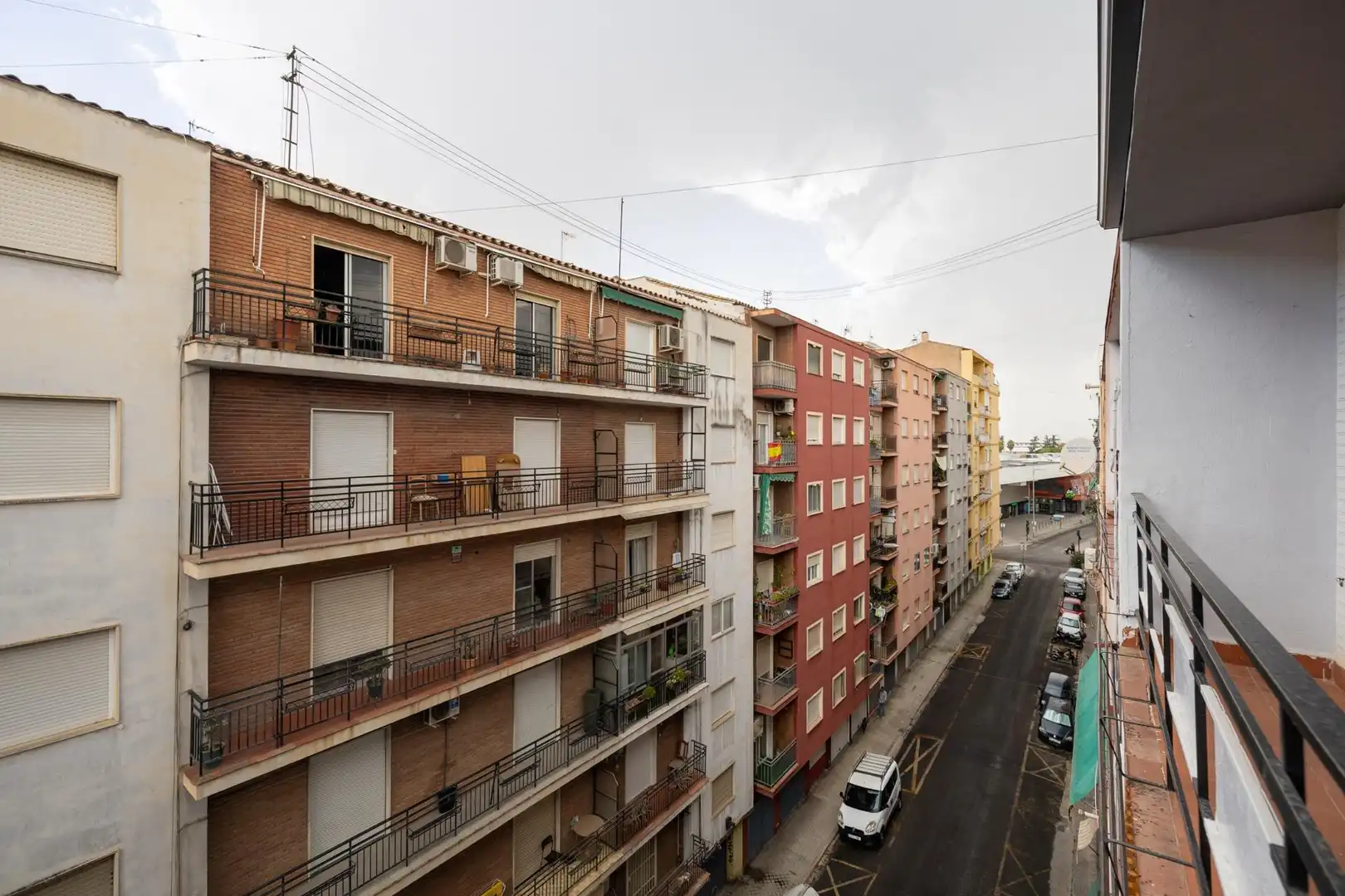 Vista exterior de Piso en venta en Granada con Aire acondicionado, Calefacción y Terraza