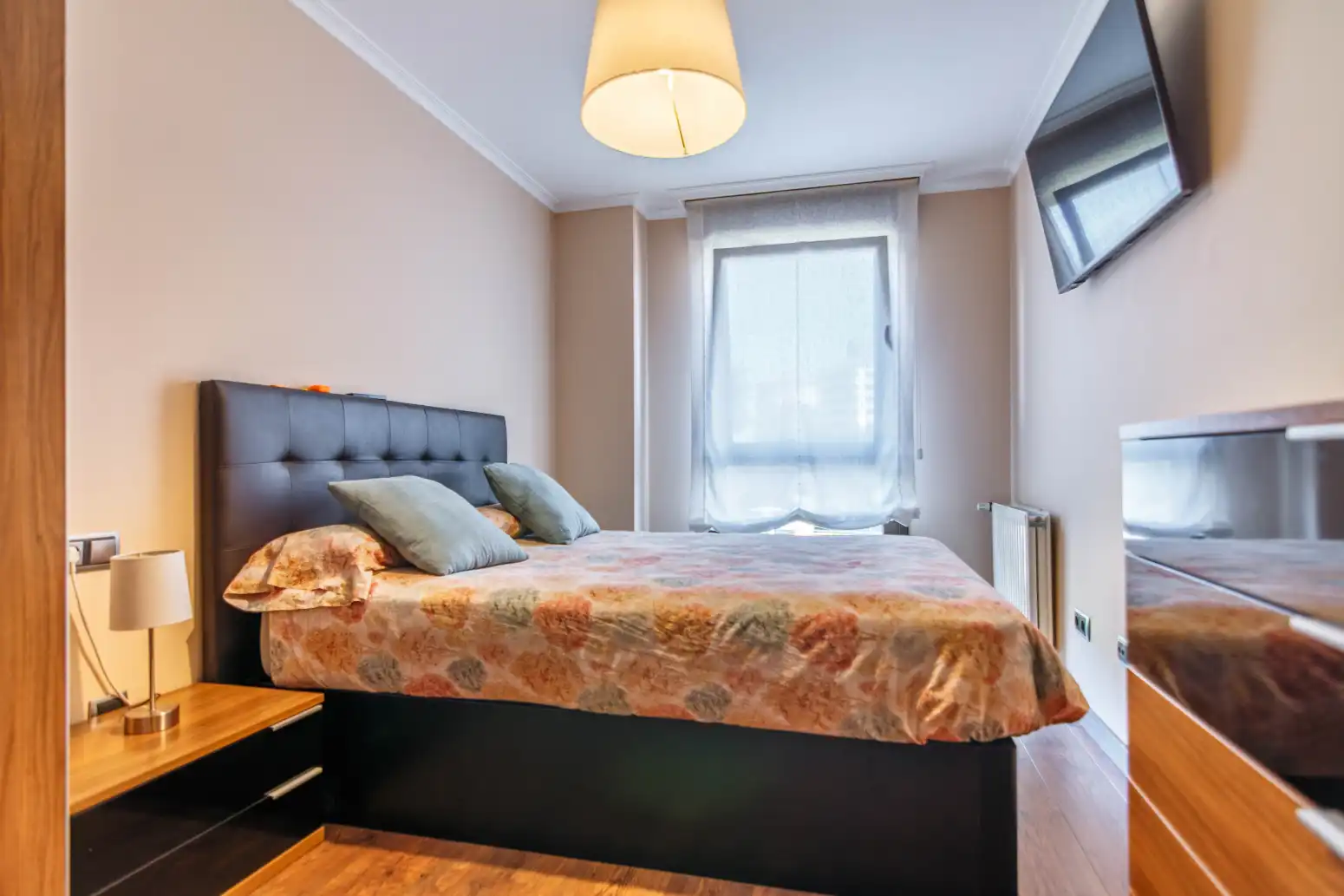Bedroom of Flat for sale in El Carbayedo - El Quirinal
