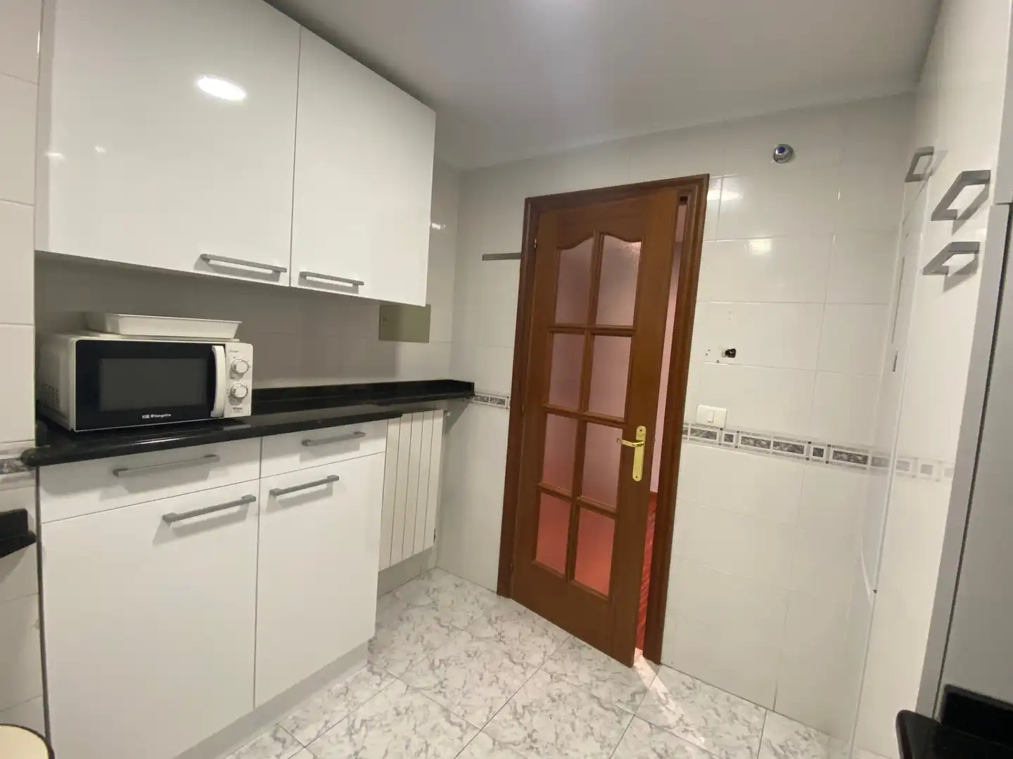 Cocina de Piso en venta en Castro-Urdiales con Calefacción, Trastero y Piscina
