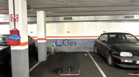 Plaza de garaje en venta en la calle Muros del Nalón, Oviedo! Se vende plaza de garaje en la planta 2 de un edificio situado en la
