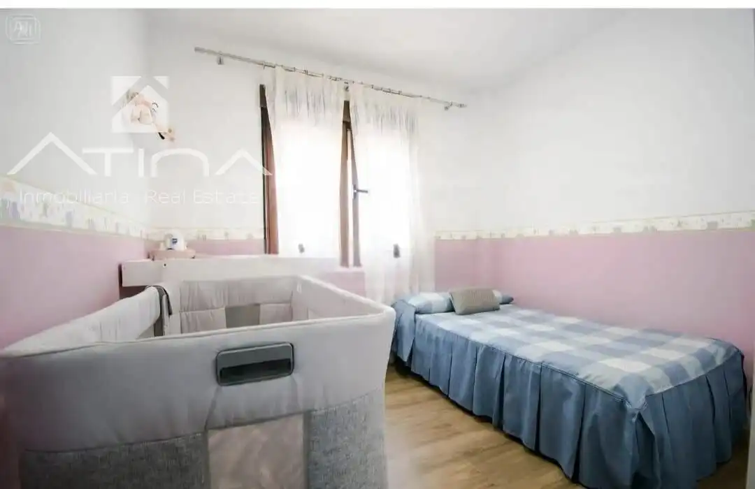 Habitación de Planta baja en venta en Gandia con Aire acondicionado, Calefacción y Terraza