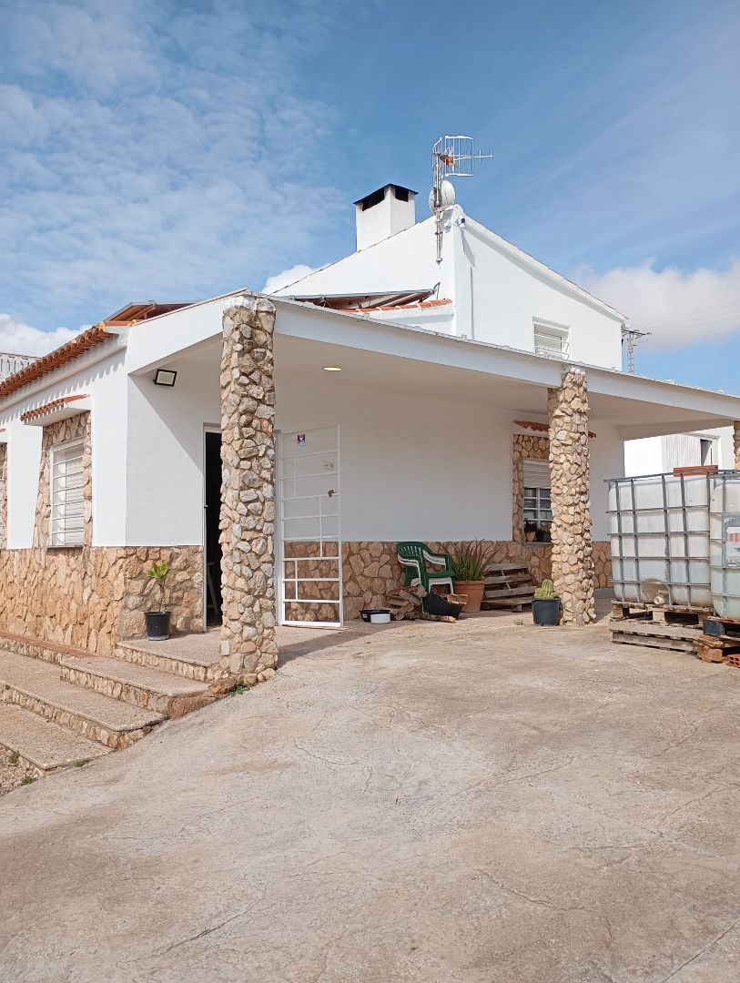 Casa o xalet en venda a Caudete