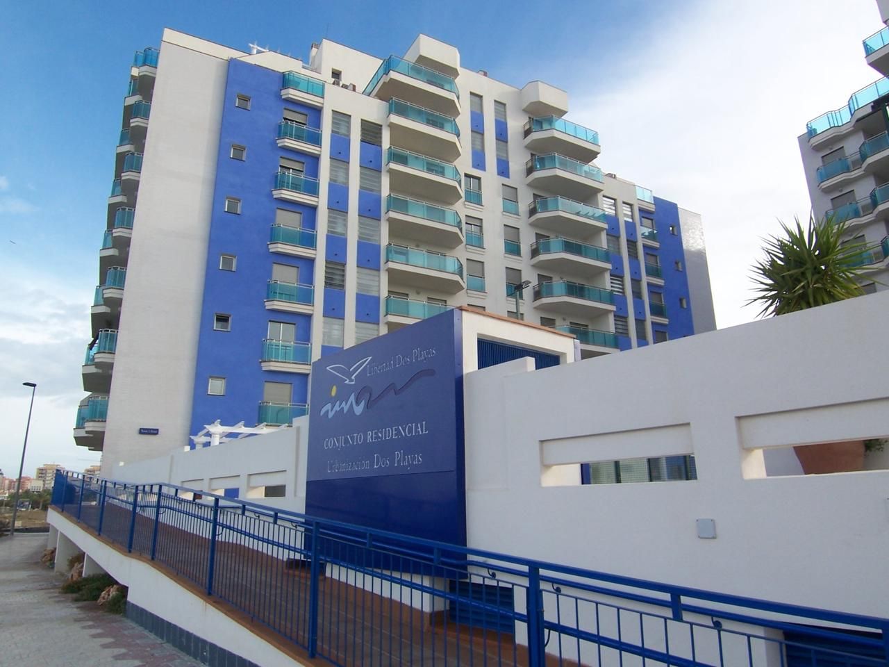 Exterior view of Apartment for sale in La Manga del Mar Menor  with Air Conditioner, Heating and Private garden