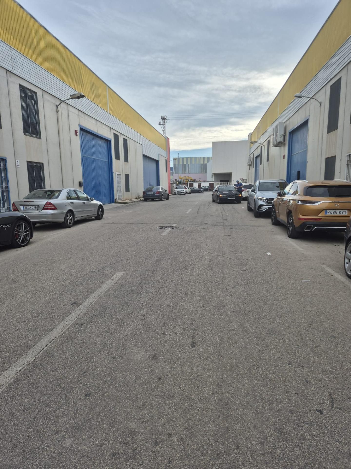 Parkplatz von Fabrikhallen zur Miete in  Murcia Capital