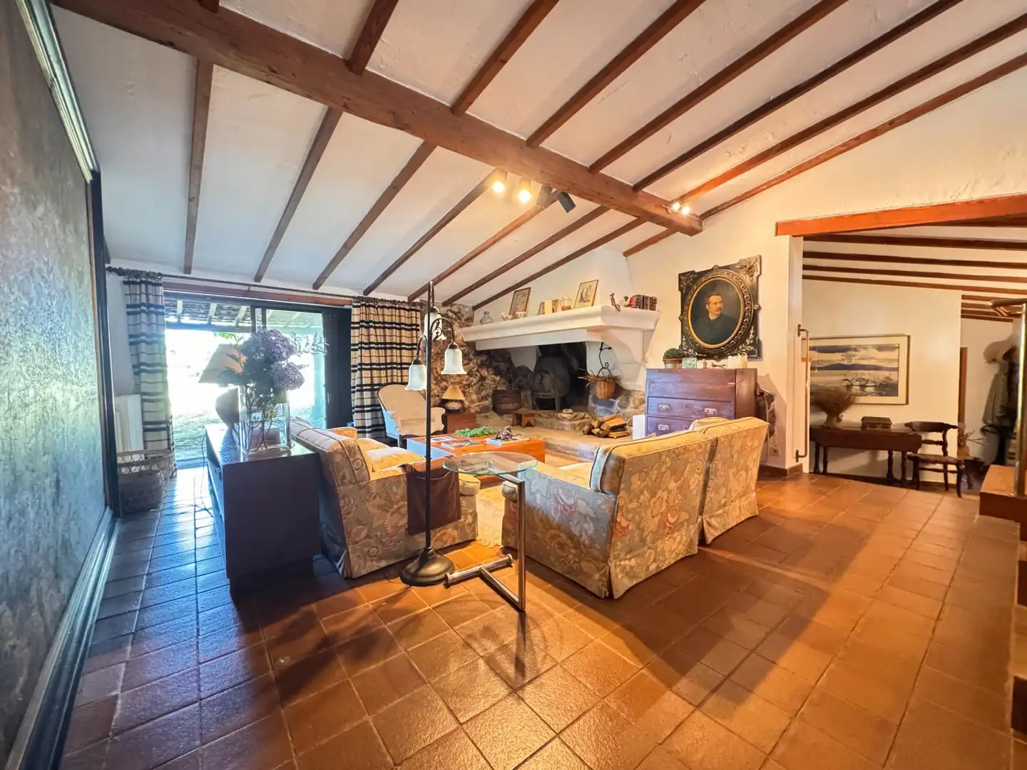 Sala de estar de Casa o chalet en venta en Pontevedra Capital  con Calefacción, Jardín privado y Terraza