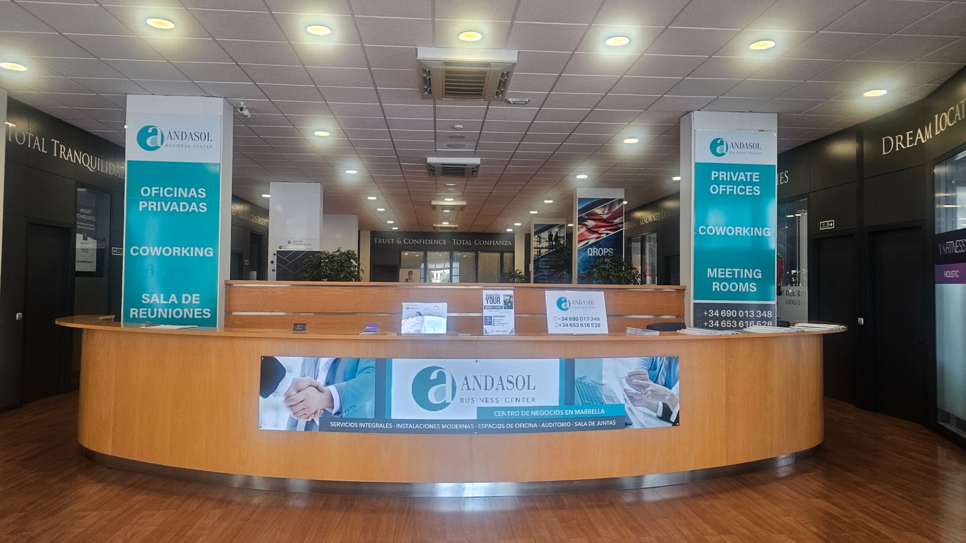 Oficina de lloguer en Marbella amb Aire condicionat, Terrassa i Moblat