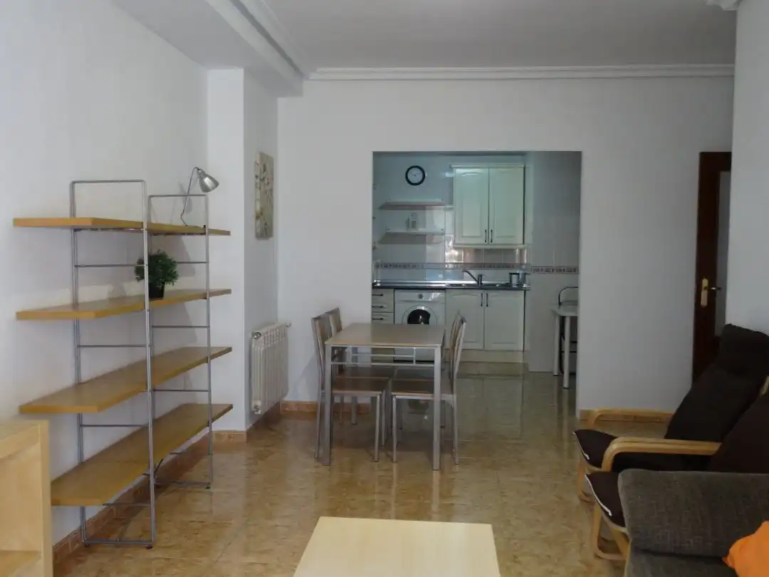 Fotografía del inmueble reportado: 600 €/mes — Cáceres, Cáceres
