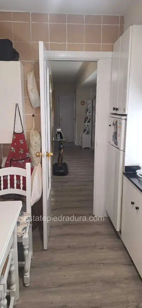 Wohnung zum Verkauf in Santiago de Compostela  mit Terrasse, Abstellraum und Möbliert