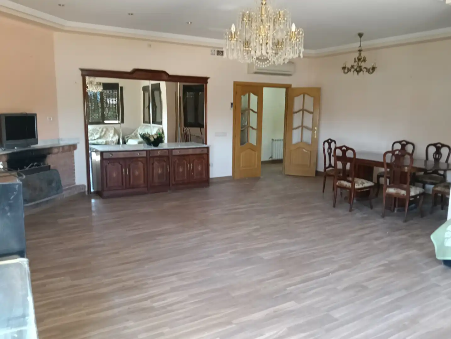 Menjador de Casa o xalet en venda en Casarrubios del Monte amb Aire condicionat, Calefacció i Jardí privat