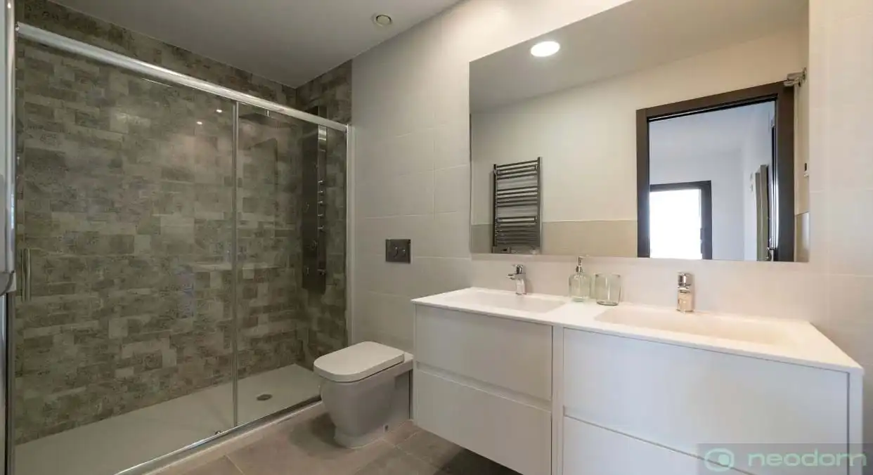 Piso con piscina en venta en C. Viena, imagen 8