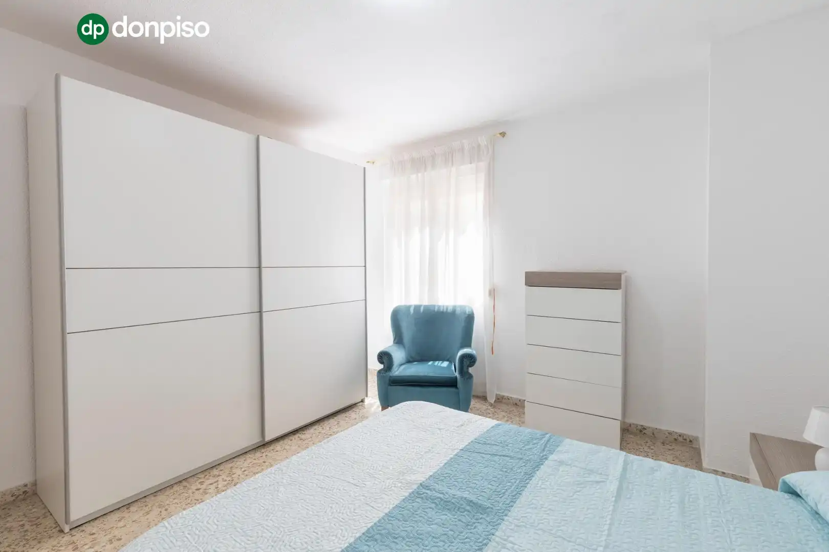 Habitación de Piso en venta en Granada con Terraza