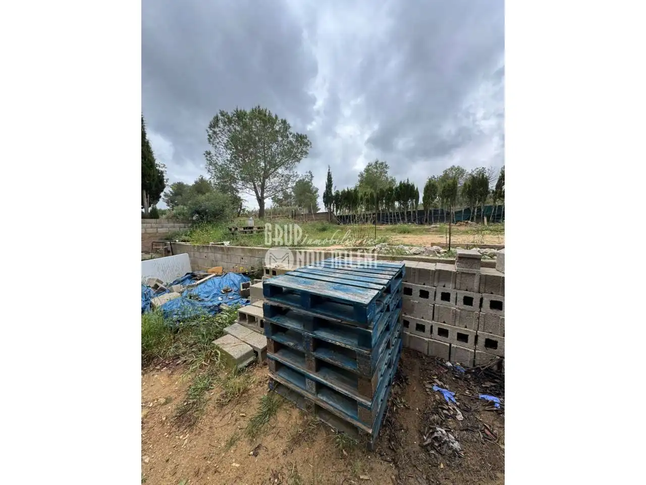 Finca rústica en venda en Montserrat amb Jardí privat