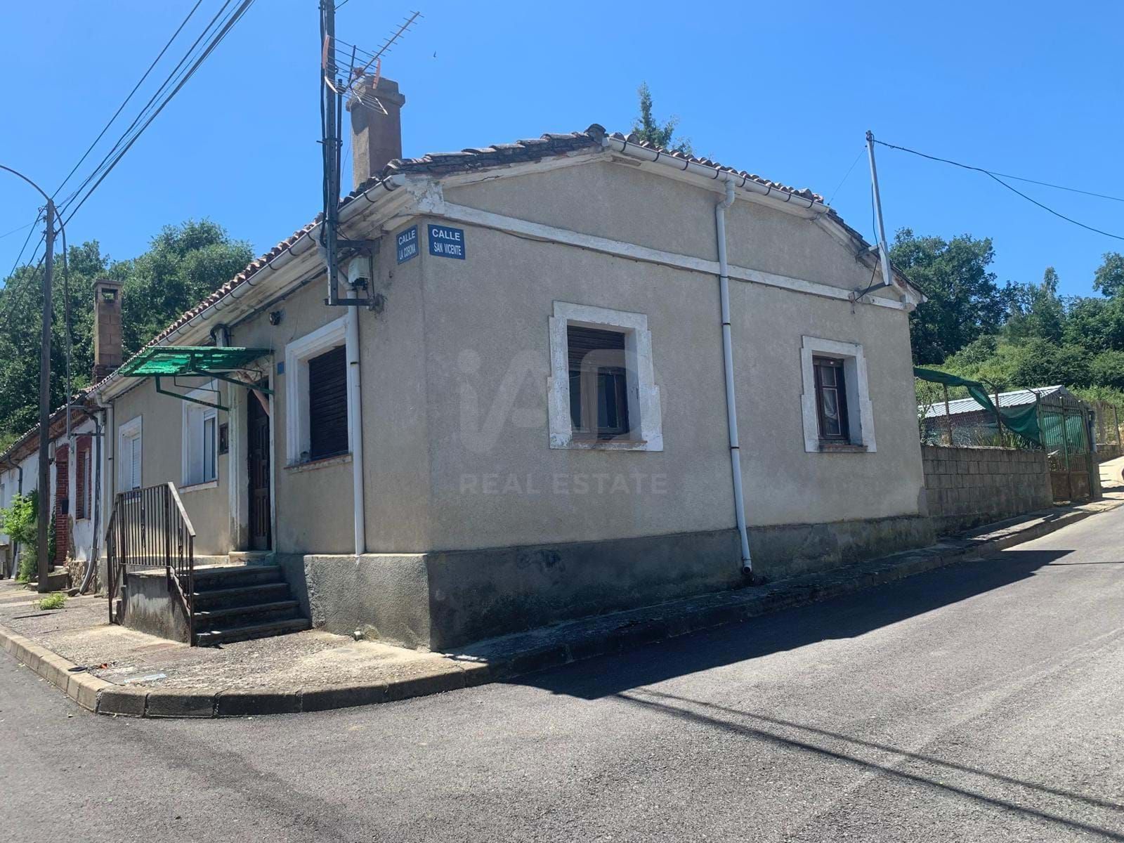 Vista exterior de Casa o xalet en venda en Vegaquemada amb Calefacció