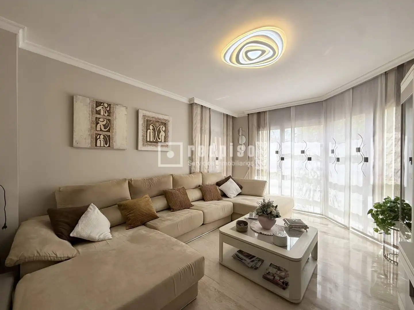 Sala de estar de Piso en venta en Málaga con Aire acondicionado, Calefacción y Jardín privado