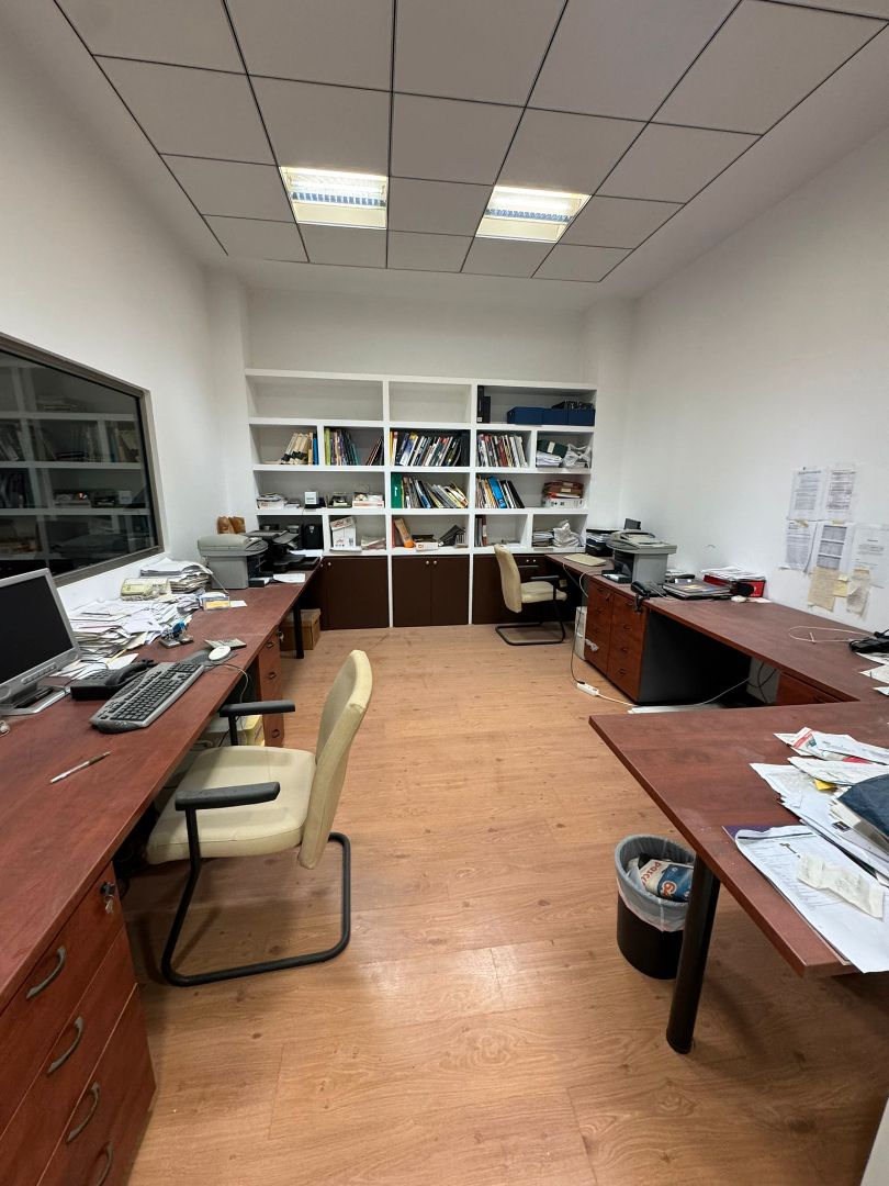 Oficina de lloguer en  Valencia Capital amb Aire condicionat, Calefacció i Moblat