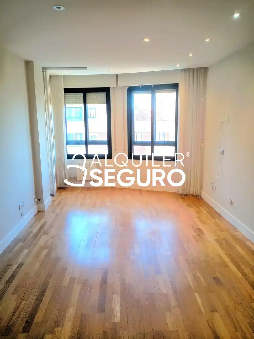 Flat with pool to rent in Manuel Azaña